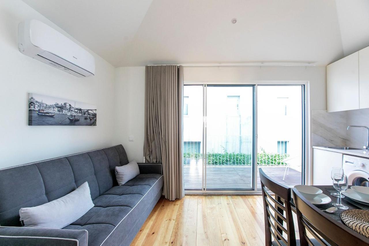 Lovelystay - Cozy 1Br In Santa Catarina W/ Balcony Porto Exterior photo
