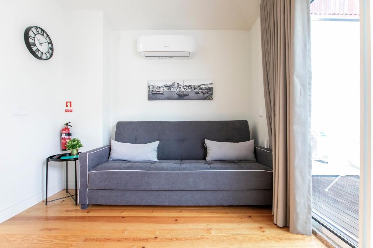 Lovelystay - Cozy 1Br In Santa Catarina W/ Balcony Porto Exterior photo