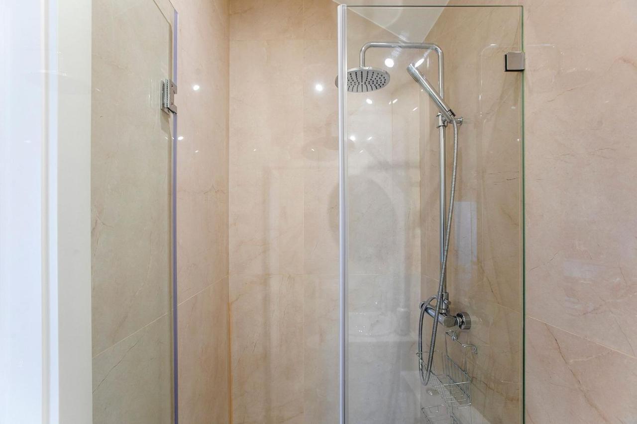 Lovelystay - Cozy 1Br In Santa Catarina W/ Balcony Porto Exterior photo