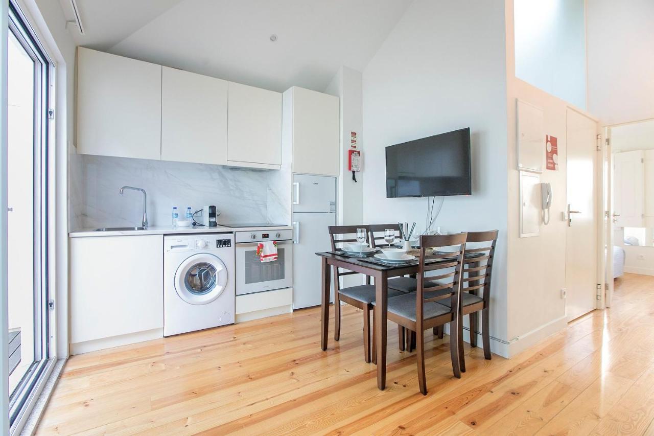 Lovelystay - Cozy 1Br In Santa Catarina W/ Balcony Porto Exterior photo